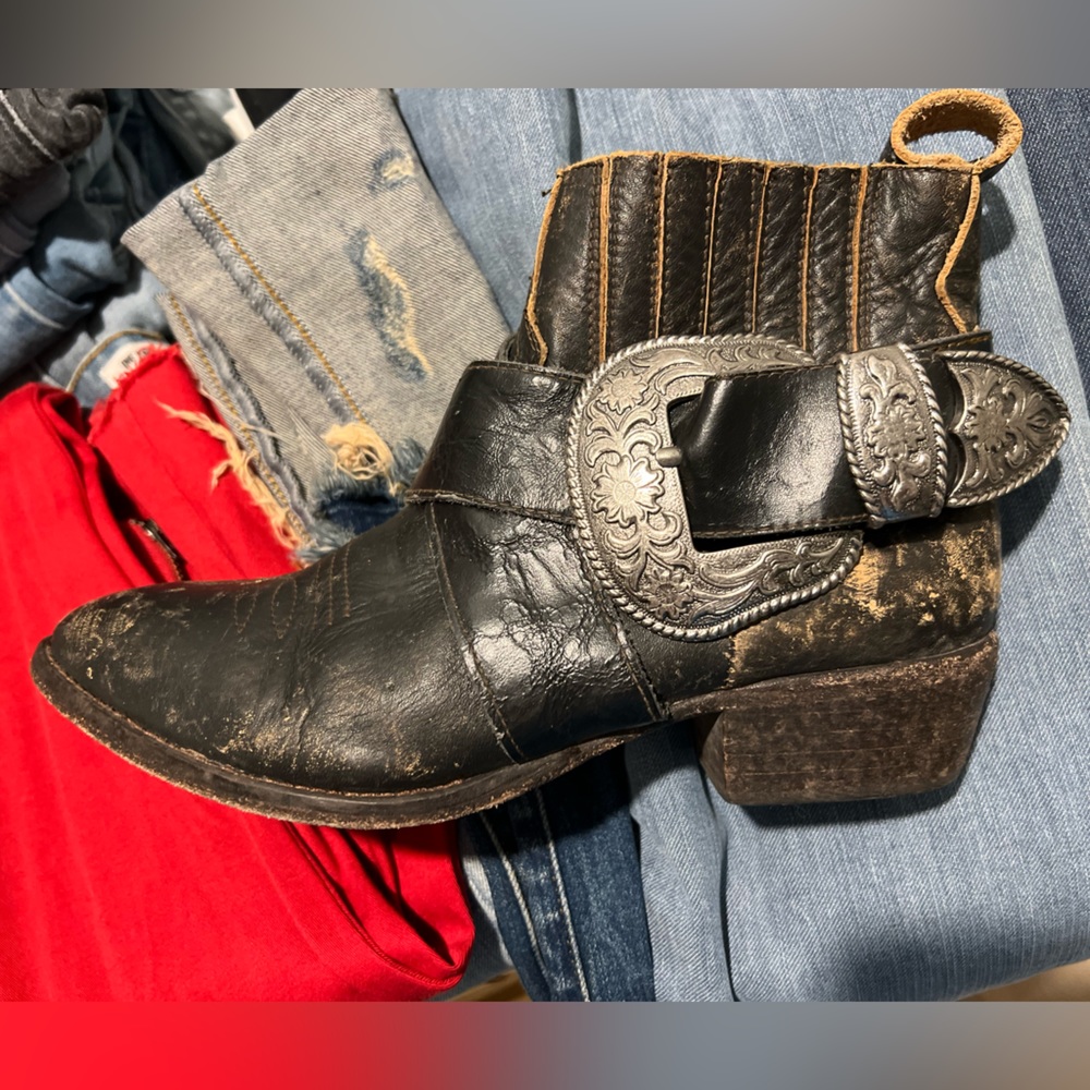 Understated Leather x Matisse Bitchin Biker boot Go Sit on a Cactus EUC 9M *read